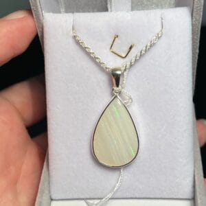 Pingente em Prata 950 e Opala natural