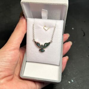 Colar Divino Espírito Santo em prata 925 e 950 com mini opalas naturais