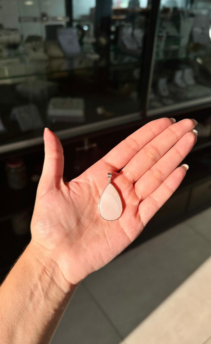 Pingente em Prata 950 com Opala Branca